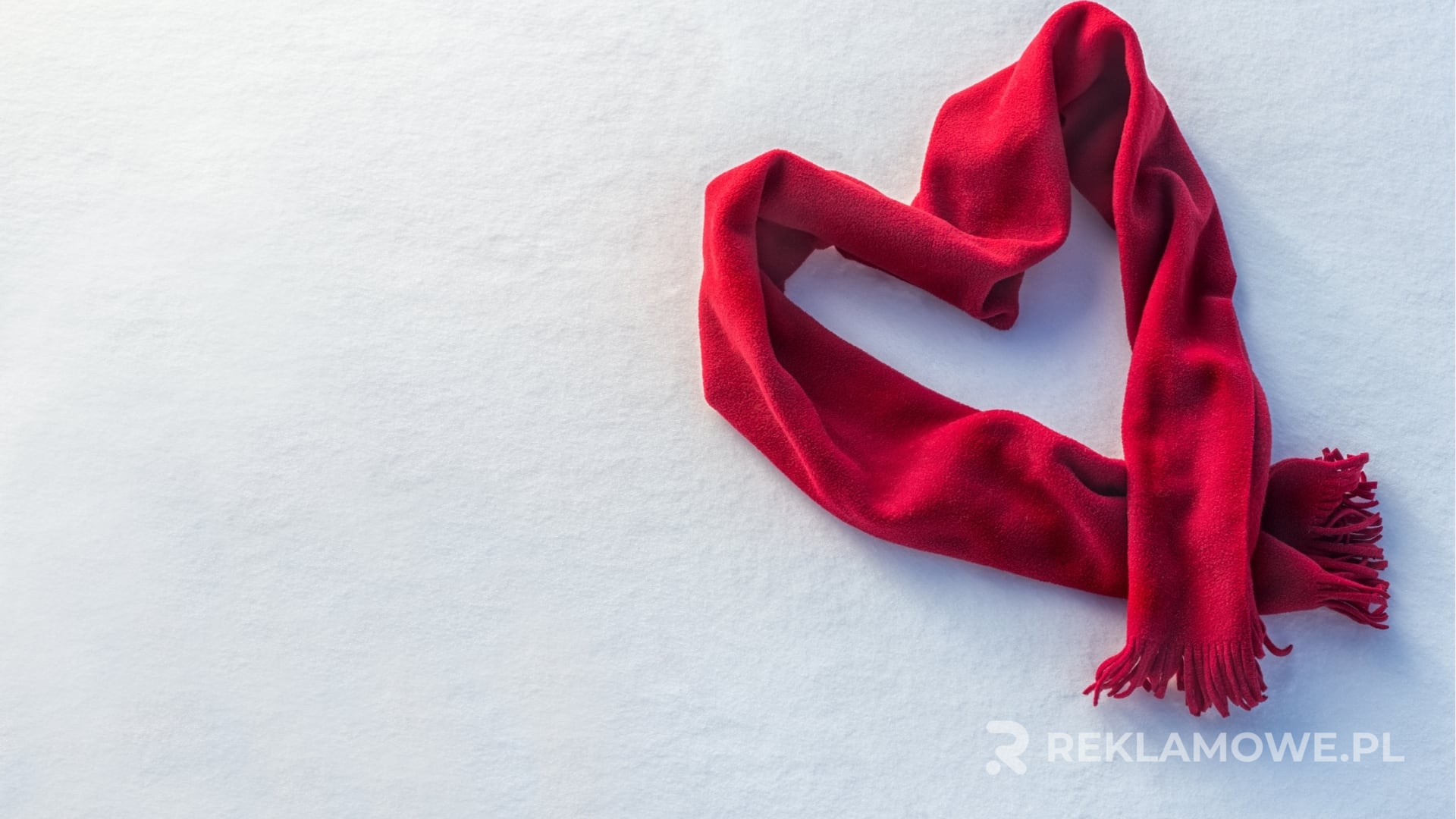 Idealne szaliki reklamowe dla twojej firmy Kolorowe szaliki reklamowe