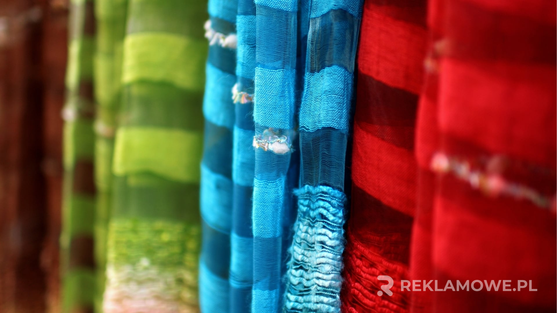 Techniki druku na szalikach reklamowych